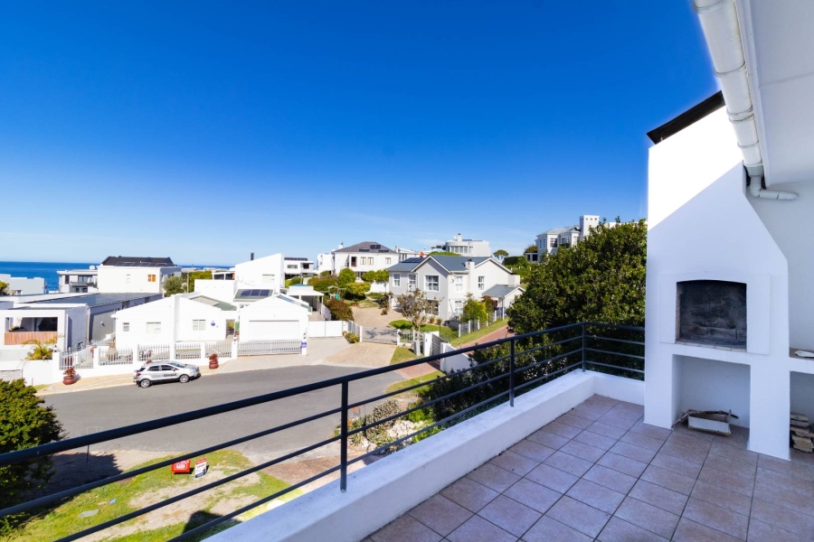 5 Bedroom Property for Sale in Vermont Western Cape